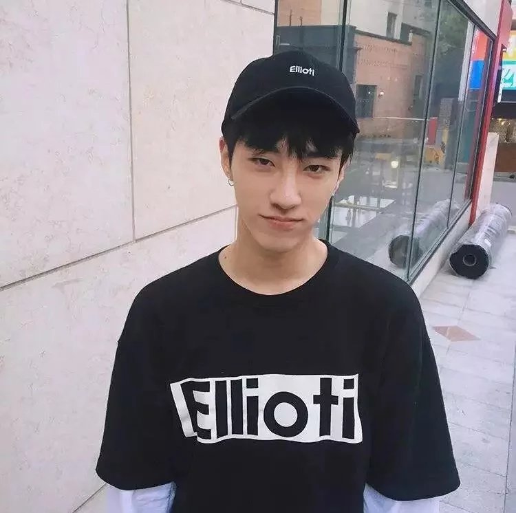 娄钧弘程