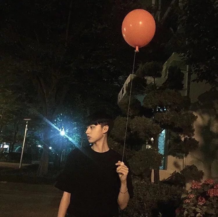 张榕梦厚