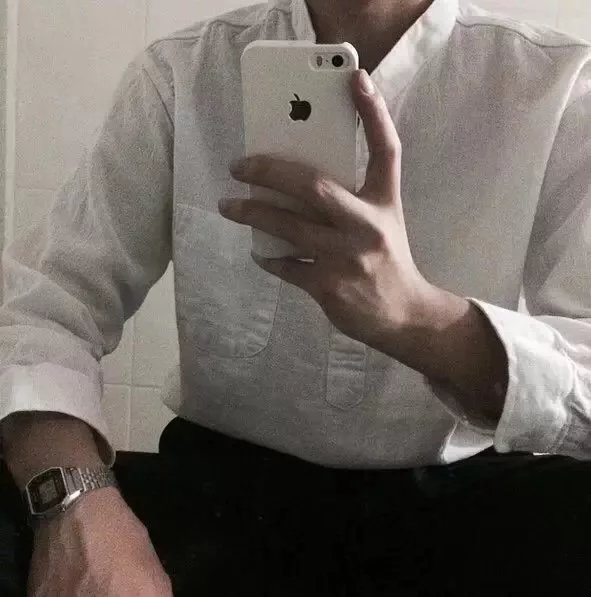 闻人翠斌玉
